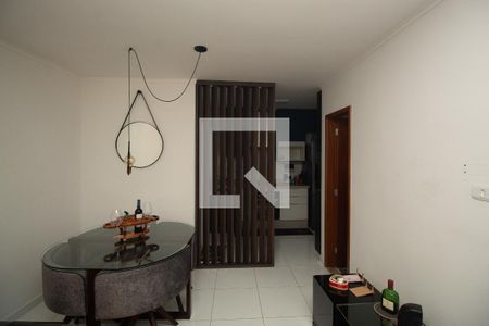 Sala de casa de condomínio para alugar com 2 quartos, 55m² em Vila Constança, São Paulo