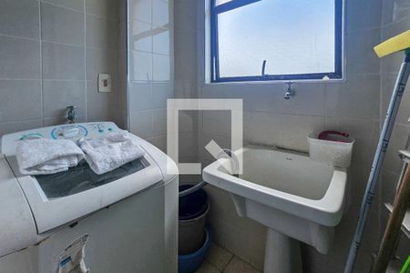 Área de serviço de apartamento para alugar com 3 quartos, 165m² em Jardim Las Palmas, Guarujá