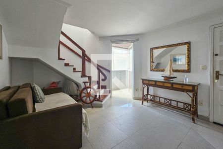 Sala de apartamento para alugar com 3 quartos, 165m² em Jardim Las Palmas, Guarujá