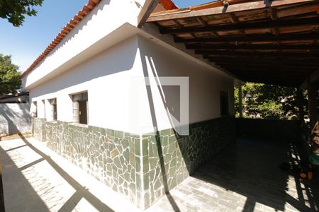 Área Externa de casa à venda com 5 quartos, 300m² em Céu Azul, Belo Horizonte