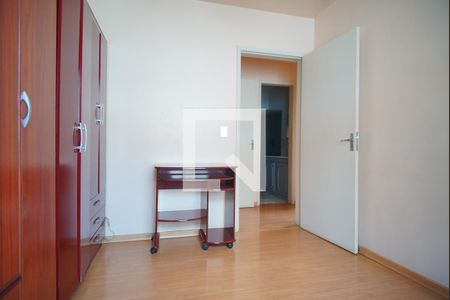 Quarto 3 de apartamento à venda com 3 quartos, 93m² em Jardim Itu, Porto Alegre