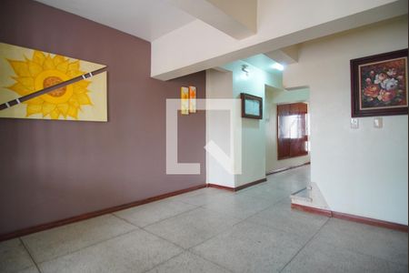 Hall de Entrada de apartamento à venda com 3 quartos, 93m² em Jardim Itu, Porto Alegre
