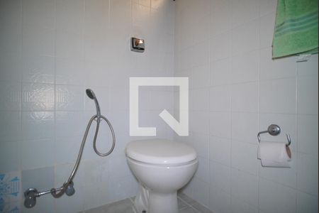 Banheiro Corredor de apartamento à venda com 3 quartos, 93m² em Jardim Itu, Porto Alegre