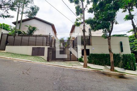 Fachada de casa de condomínio à venda com 4 quartos, 447m² em Brooklin, São Paulo