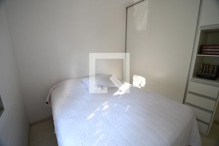 Quarto 1 de apartamento à venda com 2 quartos, 100m² em Jardim Flamboyant, Campinas