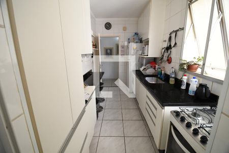 Cozinha de apartamento à venda com 2 quartos, 100m² em Jardim Flamboyant, Campinas
