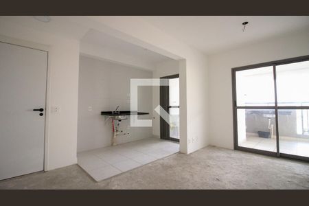 Sala e Cozinha de apartamento à venda com 2 quartos, 77m² em Vila Prudente, São Paulo