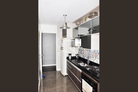 Detalhe - Cozinha e Área de Serviço de apartamento para alugar com 3 quartos, 75m² em São Domingos, São Paulo
