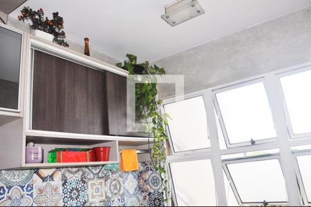Detalhe - Cozinha e Área de Serviço de apartamento para alugar com 3 quartos, 75m² em São Domingos, São Paulo