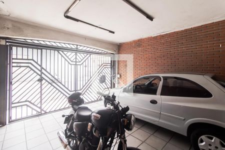 Garagem de casa à venda com 3 quartos, 250m² em Jardim Aricanduva, São Paulo