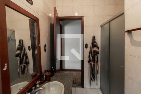 Banheiro de casa à venda com 3 quartos, 250m² em Jardim Aricanduva, São Paulo