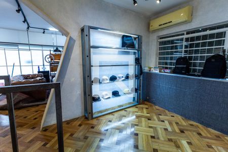 Sala 2 de casa para alugar com 3 quartos, 350m² em Pacaembu, São Paulo