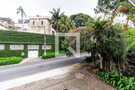 Vista do Quarto 2 de casa para alugar com 3 quartos, 350m² em Pacaembu, São Paulo
