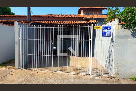Fachada de casa para alugar com 2 quartos, 80m² em João Aranha, Paulínia