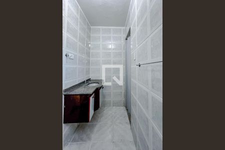 Banheiro de kitnet/studio para alugar com 1 quarto, 25m² em Aclimação, São Paulo