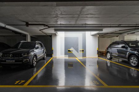 Garagem de apartamento à venda com 3 quartos, 177m² em Menino Deus, Porto Alegre