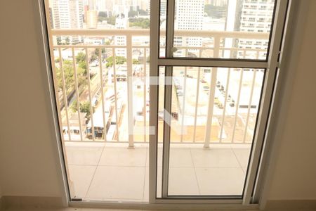 Varanda da Sala de apartamento para alugar com 1 quarto, 27m² em Parque Industrial Tomas Edson, São Paulo