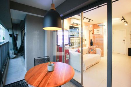 Varanda de apartamento à venda com 1 quarto, 50m² em Indianópolis, São Paulo