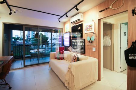 Sala de apartamento à venda com 1 quarto, 50m² em Indianópolis, São Paulo