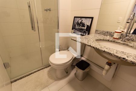 Banheiro da Suíte de apartamento para alugar com 2 quartos, 50m² em Parque Residencial da Lapa, São Paulo