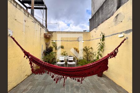 Quintal de casa à venda com 2 quartos, 124m² em Parque Capuava, Santo André