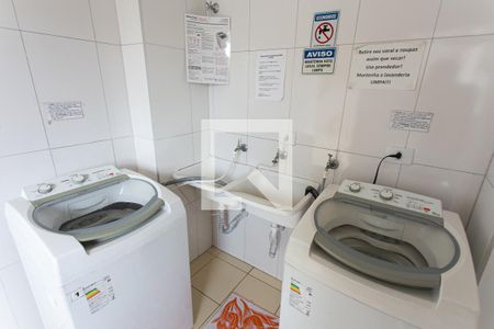 Área comum - Lavanderia de kitnet/studio para alugar com 1 quarto, 20m² em Vila Prudente, São Paulo