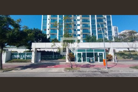Fachada de apartamento à venda com 2 quartos, 80m² em Barra da Tijuca, Rio de Janeiro
