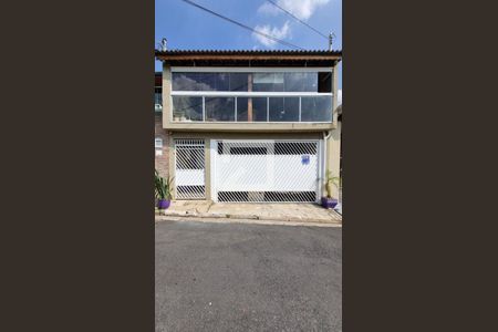 Fachada de casa à venda com 3 quartos, 200m² em Jardim Nova Ipanema, Guarulhos