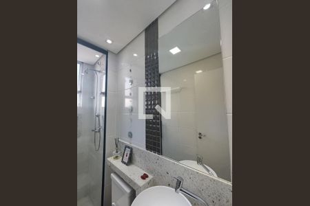 Banheiro de apartamento à venda com 3 quartos, 172m² em Alvorada, Contagem