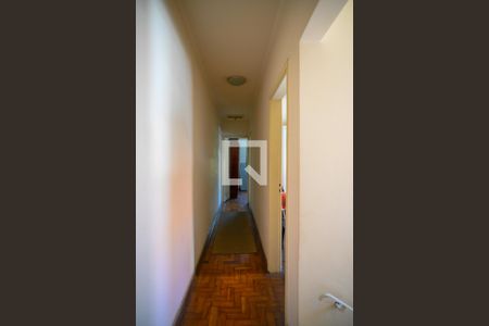 Corredor de casa à venda com 3 quartos, 195m² em Vila da Saúde, São Paulo