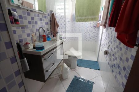 Banheiro de apartamento para alugar com 2 quartos, 50m² em Vila Prudente, São Paulo