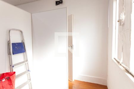 quarto 2 de casa à venda com 3 quartos, 450m² em Centro, Nova Lima