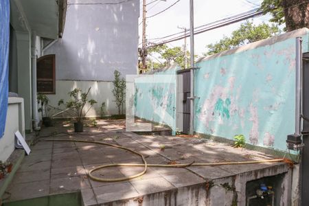 Garagem de casa à venda com 4 quartos, 250m² em Vila Romana, São Paulo