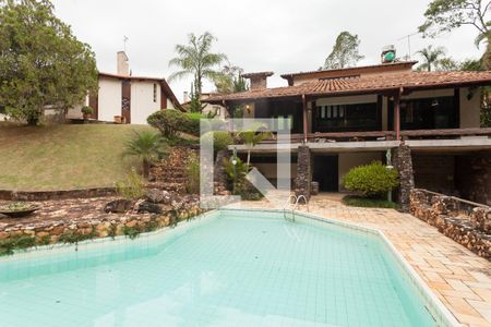 Piscina de casa de condomínio à venda com 3 quartos, 450m² em A Definir Em Campo, Nova Lima