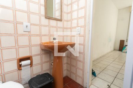 Banheiro de apartamento para alugar com 1 quarto, 27m² em Petrópolis, Porto Alegre