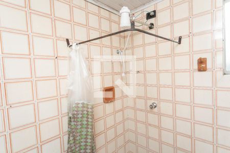 Banheiro de apartamento para alugar com 1 quarto, 27m² em Petrópolis, Porto Alegre