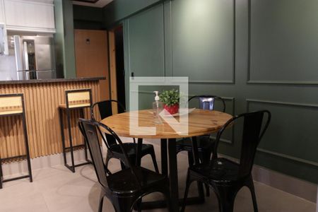 Sala de apartamento para alugar com 2 quartos, 65m² em Vila dos Alpes, Goiânia