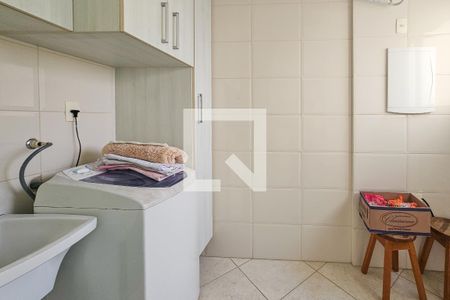 Área de serviço  de apartamento para alugar com 4 quartos, 140m² em Balneário Cidade Atlântica, Guarujá