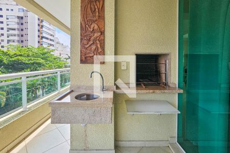 Varanda de apartamento para alugar com 4 quartos, 140m² em Balneário Cidade Atlântica, Guarujá