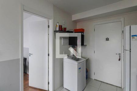 Sala/Cozinha de apartamento à venda com 1 quarto, 28m² em Vila Ema, São Paulo