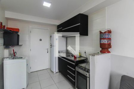 Sala/Cozinha de apartamento à venda com 1 quarto, 28m² em Vila Ema, São Paulo