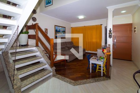 Sala de casa à venda com 3 quartos, 220m² em Quinta da Paineira, São Paulo