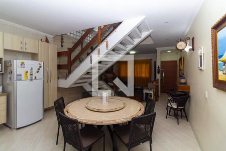 Sala de casa à venda com 3 quartos, 220m² em Quinta da Paineira, São Paulo