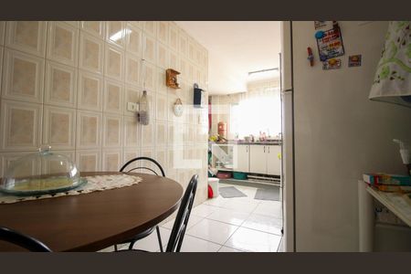 Cozinha de apartamento à venda com 2 quartos, 67m² em Vila Carrão, São Paulo