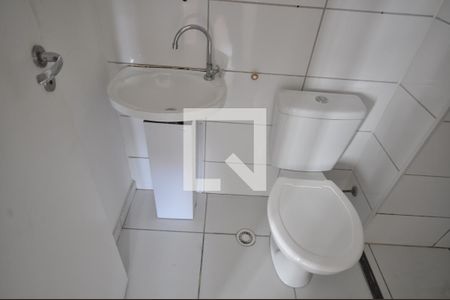 Banheiro de apartamento à venda com 2 quartos, 42m² em Vila Guilherme, São Paulo