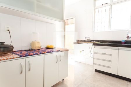 Cozinha de apartamento à venda com 4 quartos, 180m² em Dona Clara, Belo Horizonte