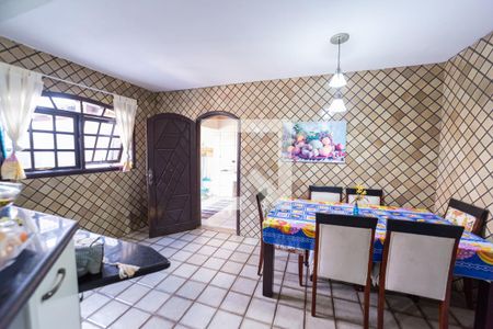 Cozinha de casa à venda com 3 quartos, 250m² em Parque Paineiras, São Paulo