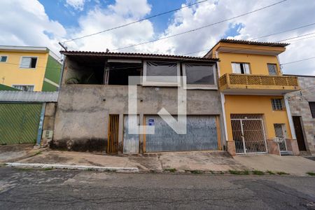 Fachada de casa à venda com 3 quartos, 250m² em Parque Paineiras, São Paulo