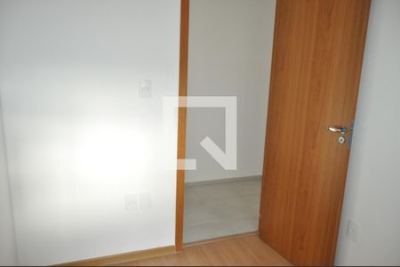 Quarto 1 de apartamento à venda com 2 quartos, 42m² em Del Castilho, Rio de Janeiro