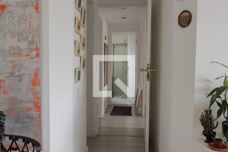 Corredor dos quartos de apartamento para alugar com 4 quartos, 190m² em Planalto Paulista, São Paulo